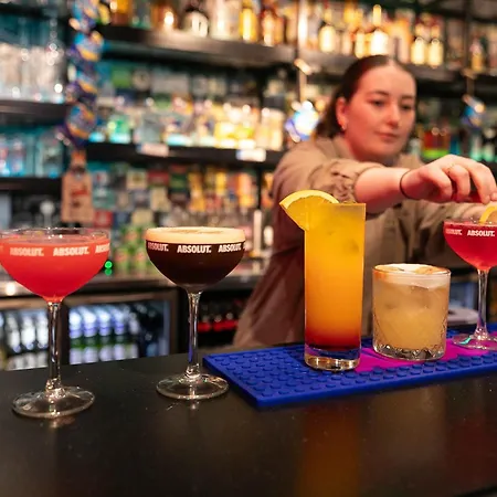 Clink I Lar * Dublin