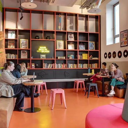 Clink I Lár * Dublino