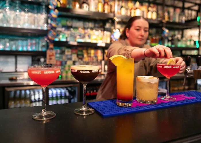 Clink I Lar * Dublin