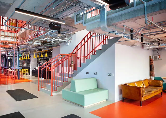 Clink I Lar Hostel *